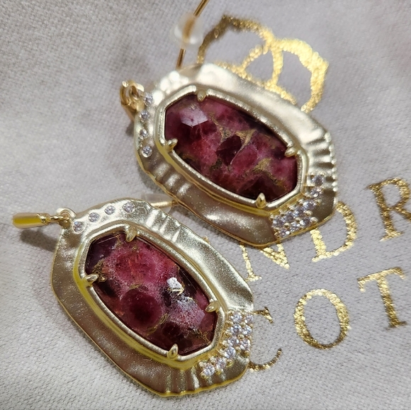 Kendra Scott Anna Maroon Jade Drop Earrings NWT - Picture 6 of 11